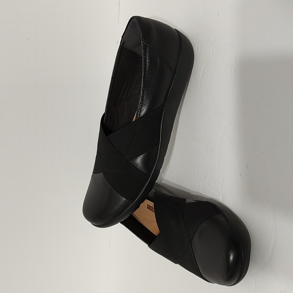 New Black Clark's Leather Slip on Flat Shoes W/ Elastic Criss Cross sz 8.5